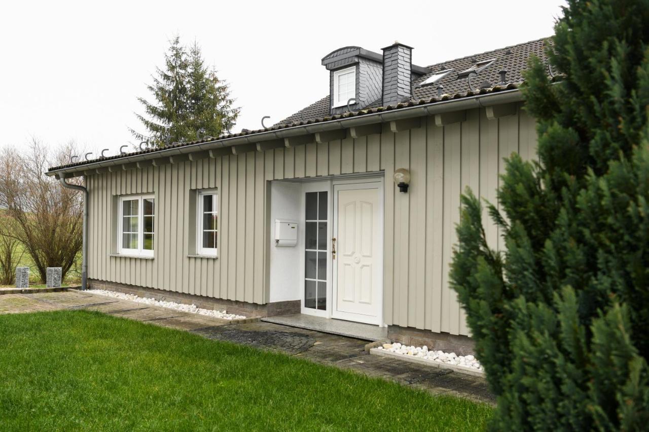 Ferienwohnung Am Rothaarsteig Bad Berleburg Exterior photo